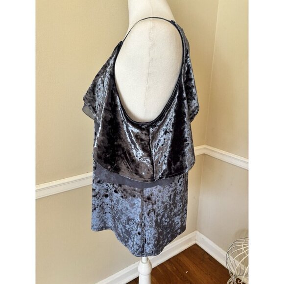 NWT White House Black Market Size XL Blue Crushed Velvet Top - Picture 3 of 7